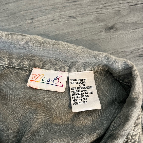 Miss B Green Washed Vintage Maxi Dress - Picture 2 of 4